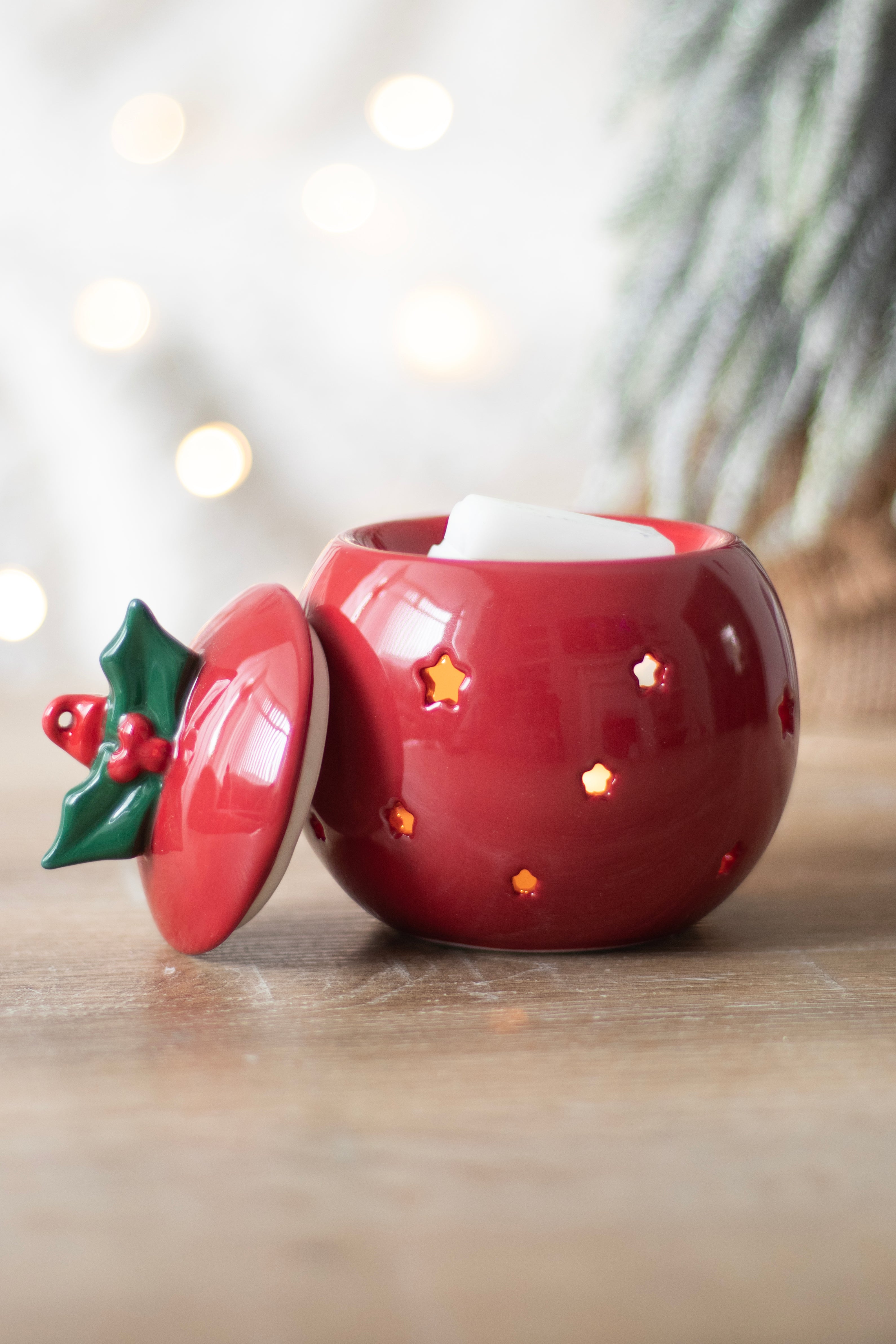 Red Bauble | Tealight Wax Burner